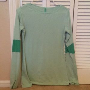Long sleeve Lululemon Shirt